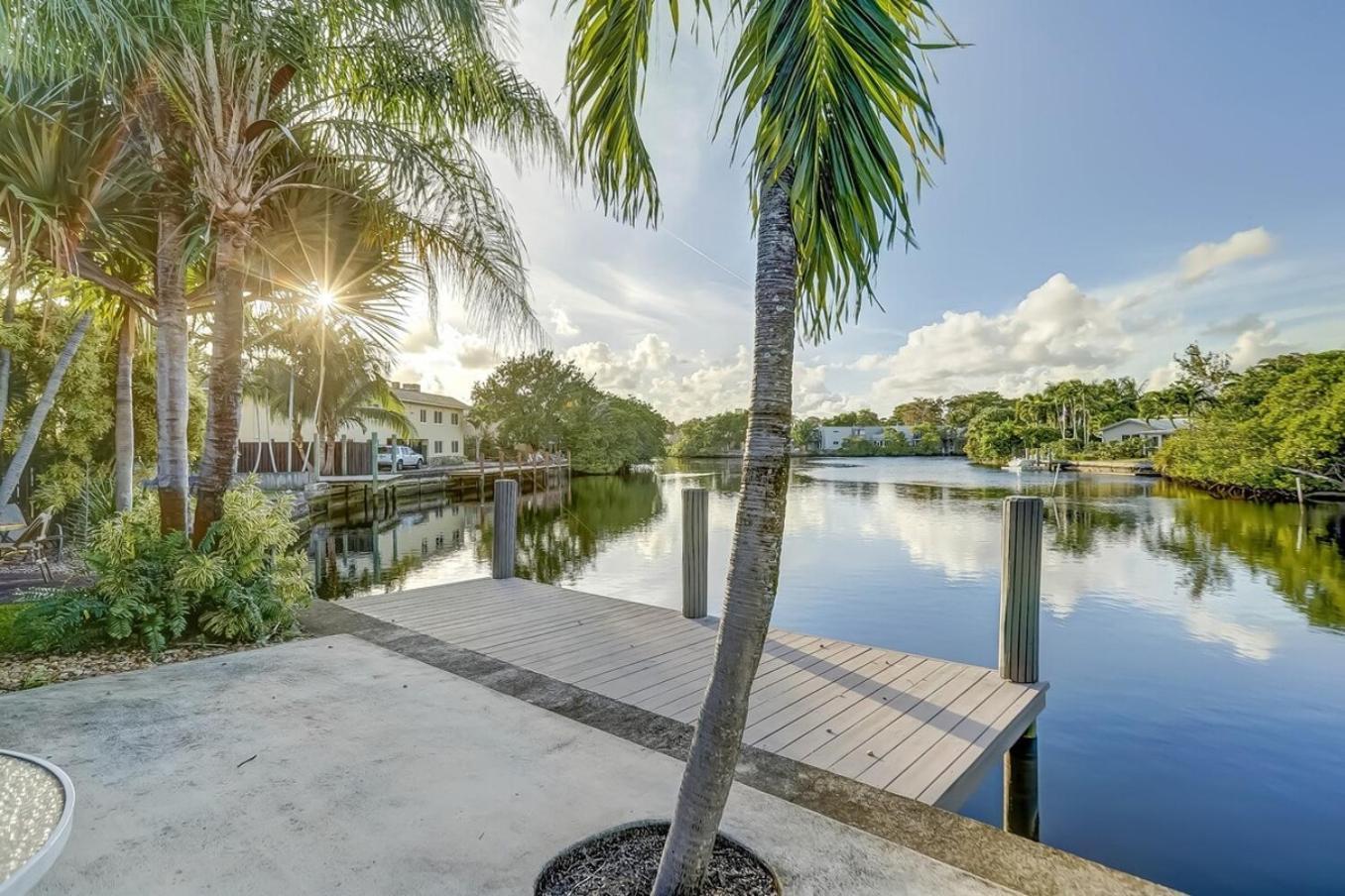 Waterfront Apartment Private Patio Pool Fort Lauderdale Exterior foto