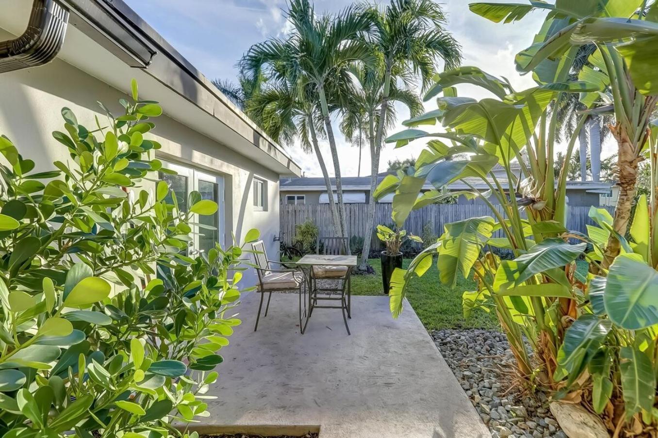 Waterfront Apartment Private Patio Pool Fort Lauderdale Exterior foto